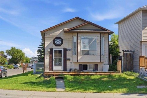 126 Martindale Boulevard Ne, Calgary, AB - Outdoor