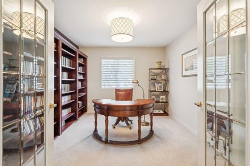 48 Patterson Mews Sw, Calgary, AB - Indoor