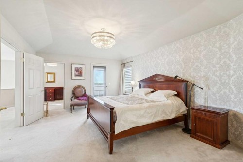 48 Patterson Mews Sw, Calgary, AB - Indoor Photo Showing Bedroom