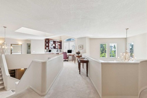 48 Patterson Mews Sw, Calgary, AB - Indoor Photo Showing Other Room