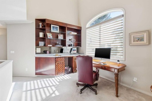 48 Patterson Mews Sw, Calgary, AB - Indoor Photo Showing Office