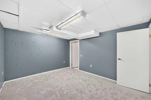 3516 26A Street Se, Calgary, AB - Indoor