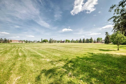 3516 26A Street Se, Calgary, AB - Outdoor With View