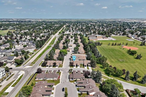 3516 26A Street Se, Calgary, AB - Outdoor With View