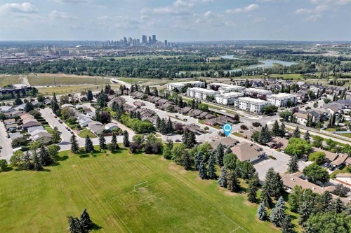 3516 26A Street Se, Calgary, AB - Outdoor With View