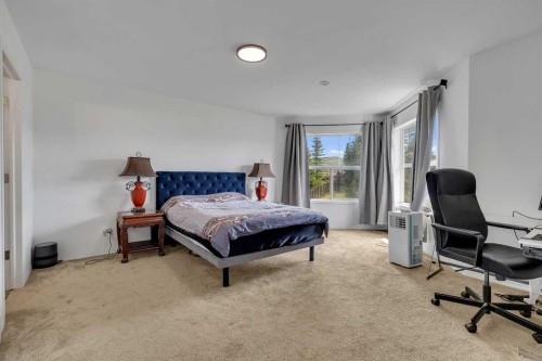167 Valley Crest Close Nw, Calgary, AB - Indoor Photo Showing Bedroom