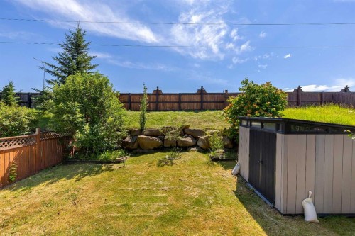 167 Valley Crest Close Nw, Calgary, AB - Outdoor With Backyard