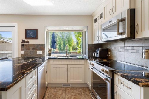 10720 Maplecrest Road Se, Calgary, AB 