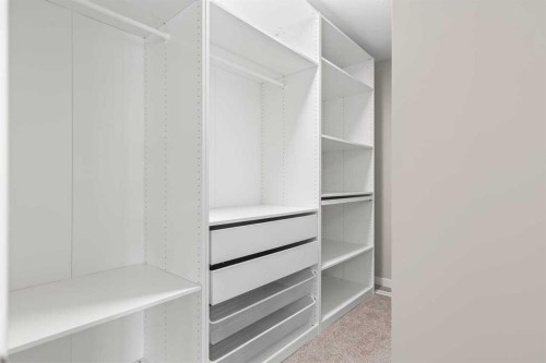 109 Mallard Grove Se, Calgary, AB - Indoor With Storage
