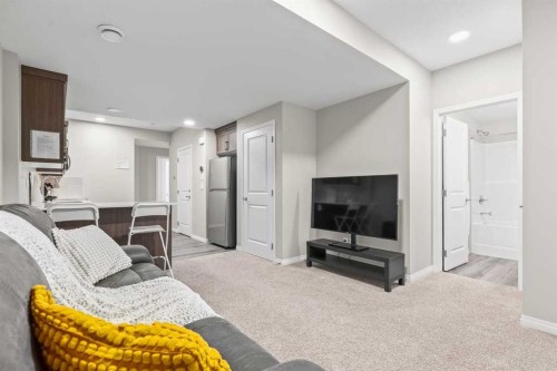 109 Mallard Grove Se, Calgary, AB - Indoor