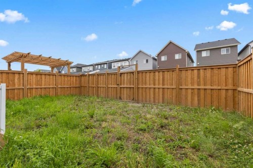 109 Mallard Grove Se, Calgary, AB - Outdoor