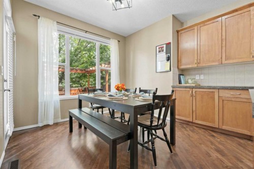 266 Cranwell Bay Se, Calgary, AB - Indoor Photo Showing Dining Room
