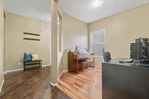 266 Cranwell Bay Se, Calgary, AB - Indoor