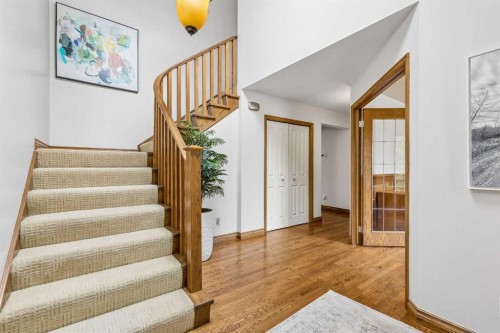 65 Woodpath Terrace Sw, Calgary, AB 