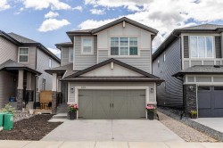519 Clydesdale Way Cochrane, AB T4C 3B6
