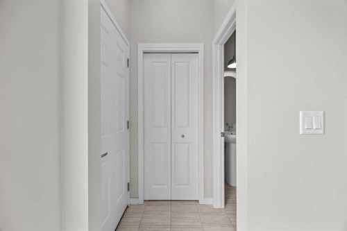 38 Howse Row Ne, Calgary, AB 