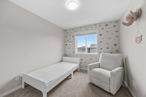 38 Howse Row Ne, Calgary, AB 