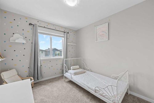 38 Howse Row Ne, Calgary, AB 