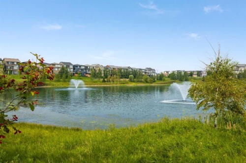 38 Howse Row Ne, Calgary, AB 