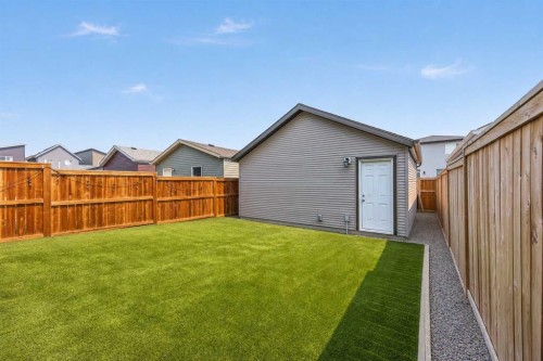 38 Howse Row Ne, Calgary, AB 