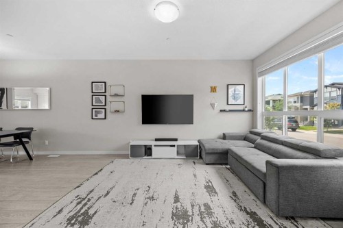 38 Howse Row Ne, Calgary, AB 