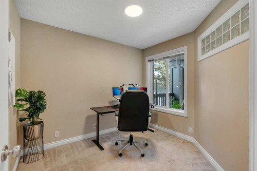 292 Coville Close Ne, Calgary, AB - Indoor