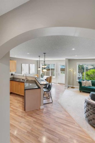 292 Coville Close Ne, Calgary, AB - Indoor