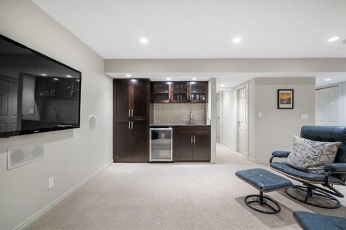 50 Springborough Crescent Sw, Calgary, AB - Indoor