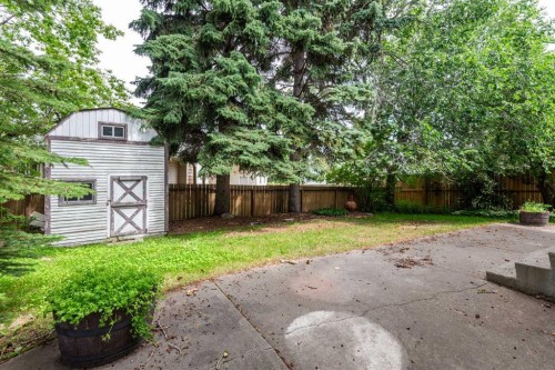 1320 116 Avenue Sw, Calgary, AB - Outdoor