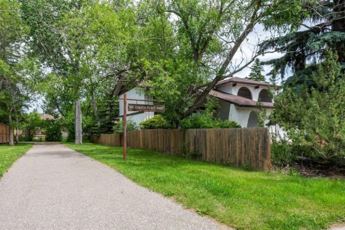 1320 116 Avenue Sw, Calgary, AB - Outdoor