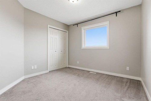 1702 Riverside Drive Nw, High River, AB - Indoor Photo Showing Other Room