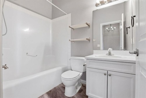 1702 Riverside Drive Nw, High River, AB - Indoor Photo Showing Bathroom