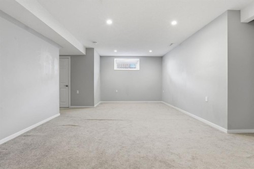 1702 Riverside Drive Nw, High River, AB - Indoor