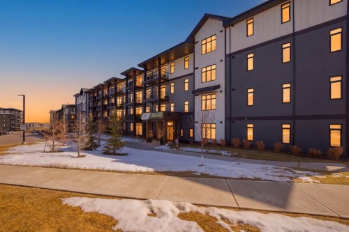 315-10 Sage Hill Nw, Calgary, AB - Outdoor
