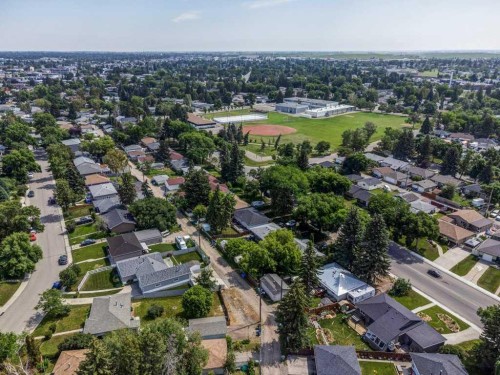 2056 Cottonwood Crescent Se, Calgary, AB - Outdoor With View