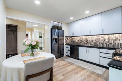 48 Deermont Way Se, Calgary, AB - Indoor Photo Showing Dining Room