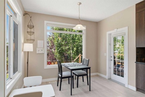 331 Parkmere Green, Chestermere, AB - Indoor Photo Showing Dining Room