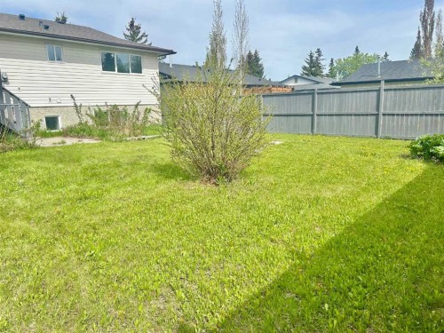 7032 78 Street Nw, Calgary, AB - Outdoor