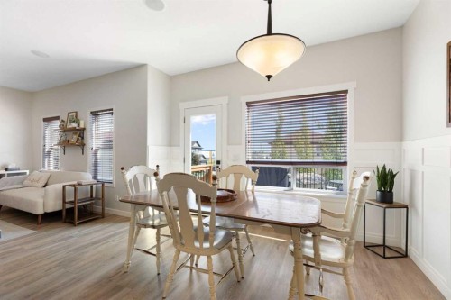 590 Coopers Drive Sw, Airdrie, AB - Indoor Photo Showing Dining Room