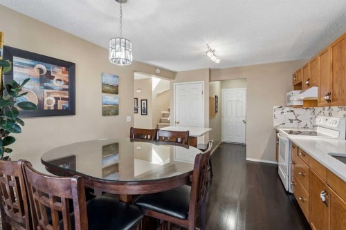 100 Applemont Close Se, Calgary, AB - Indoor