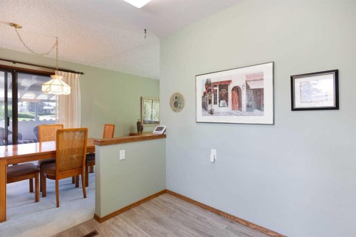 723 Seattle Drive Sw, Calgary, AB - Indoor Photo Showing Dining Room