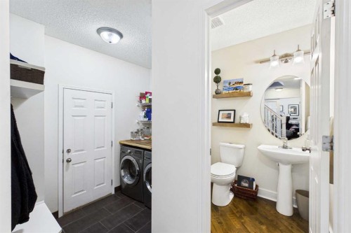 147 Tuscany Meadows Court Nw, Calgary, AB - Indoor