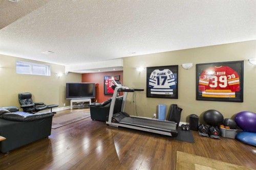 147 Tuscany Meadows Court Nw, Calgary, AB - Indoor