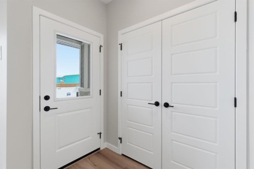 440 Lewiston Landing Ne, Calgary, AB - Indoor Photo Showing Other Room