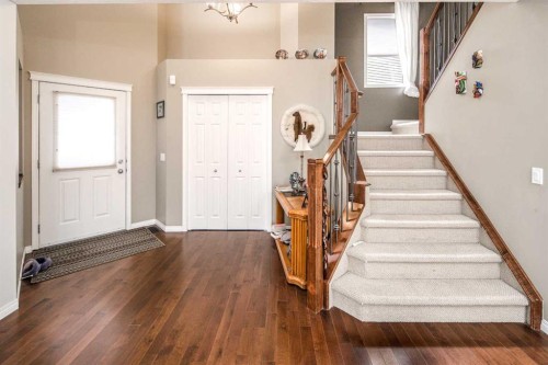 125 Silverado Range Cove Sw, Calgary, AB - Indoor Photo Showing Other Room