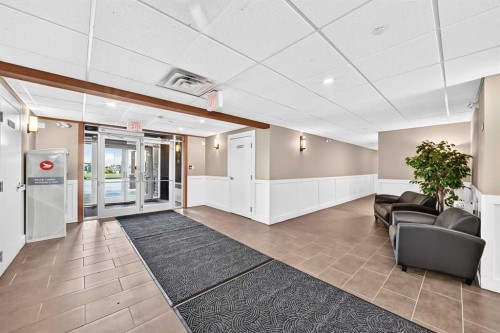 113-1005A Westmount Drive, Strathmore, AB - Indoor Photo Showing Other Room