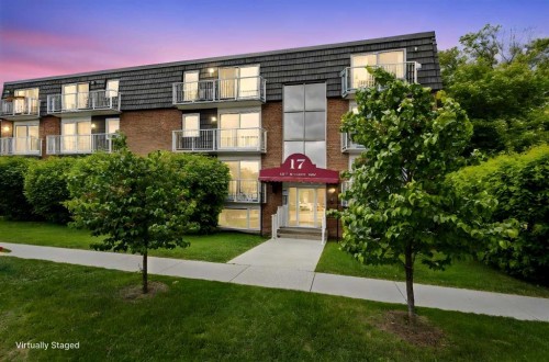 105-17 13 Street NW Calgary, AB T2N 1Z1