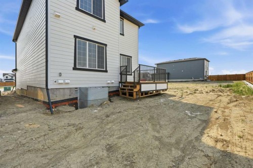 27 Verdure Gate Sw, Calgary, AB - Outdoor With Exterior
