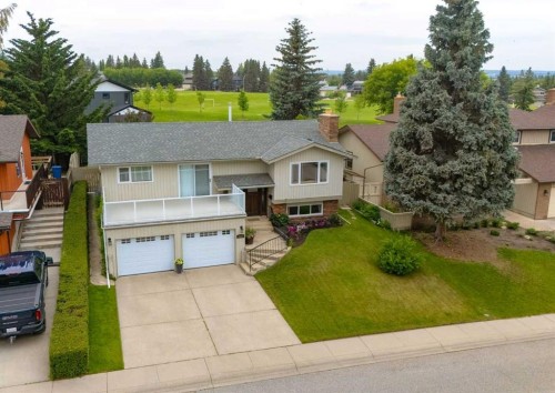 9527 Oakland Way Sw, Calgary, AB - Outdoor