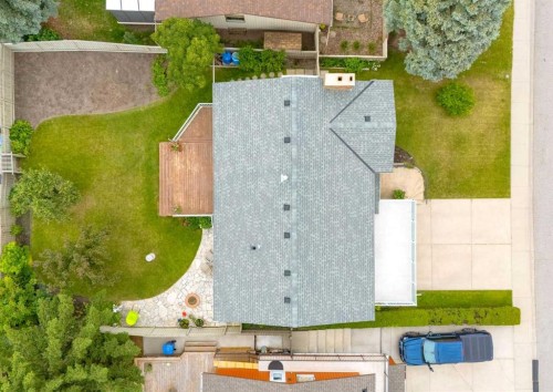 9527 Oakland Way Sw, Calgary, AB - Outdoor With Deck Patio Veranda